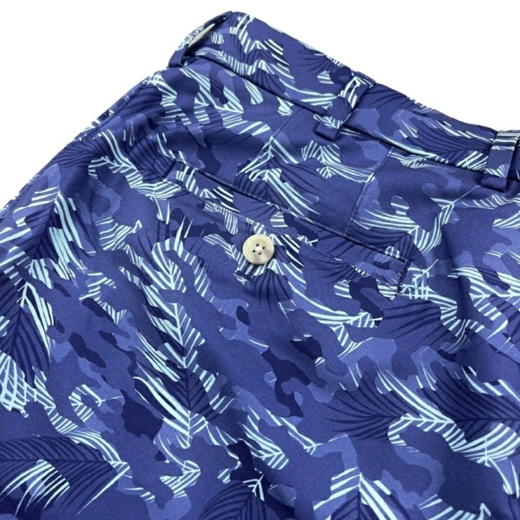 Peter Millar Crown Sport Performance Golf Shorts Mens Size 34 Navy $115 - Picture 4 of 9